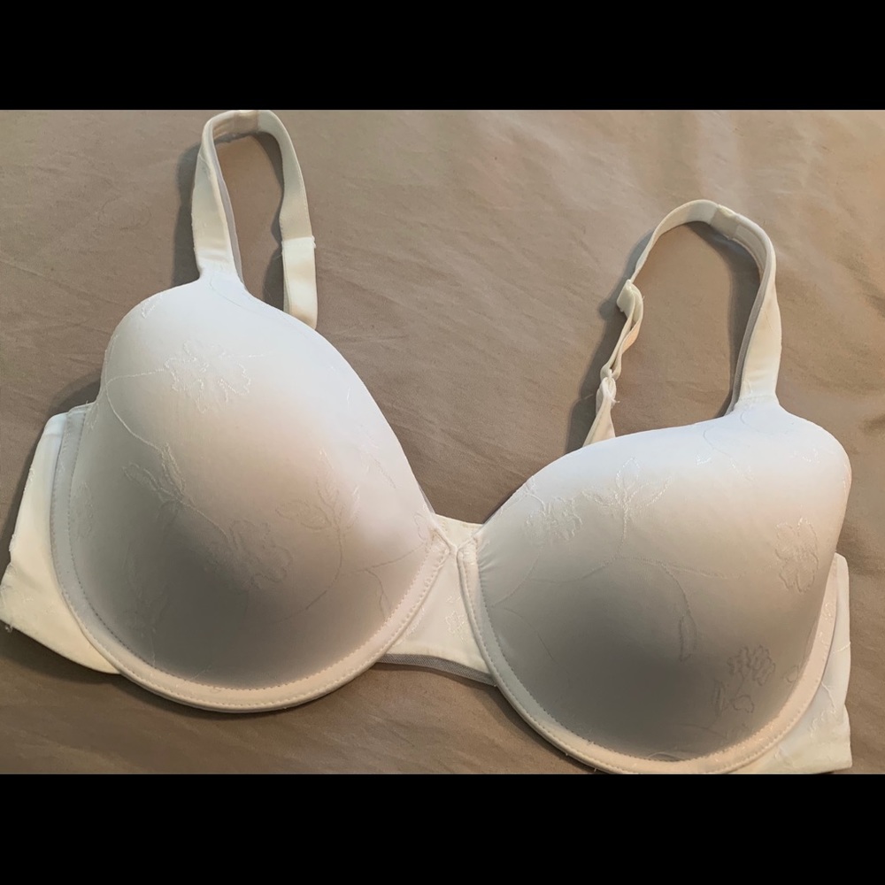 Vanity Fair Beautiful Benefits Bra 38D